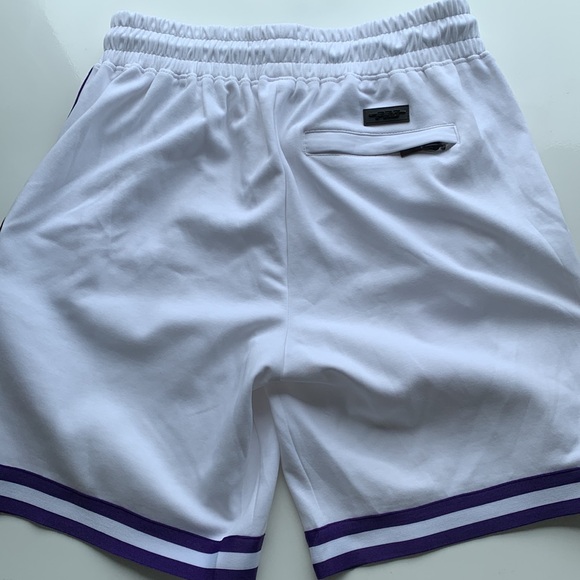 LA Lakers Pro Standard Shorts - Picture 5 of 9